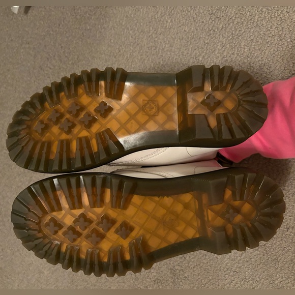 White Lace Up Dr Martens | Women’s 9 - Picture 4 of 6